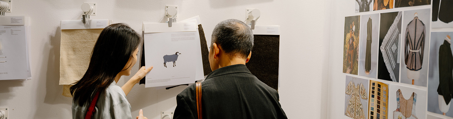 Alt image